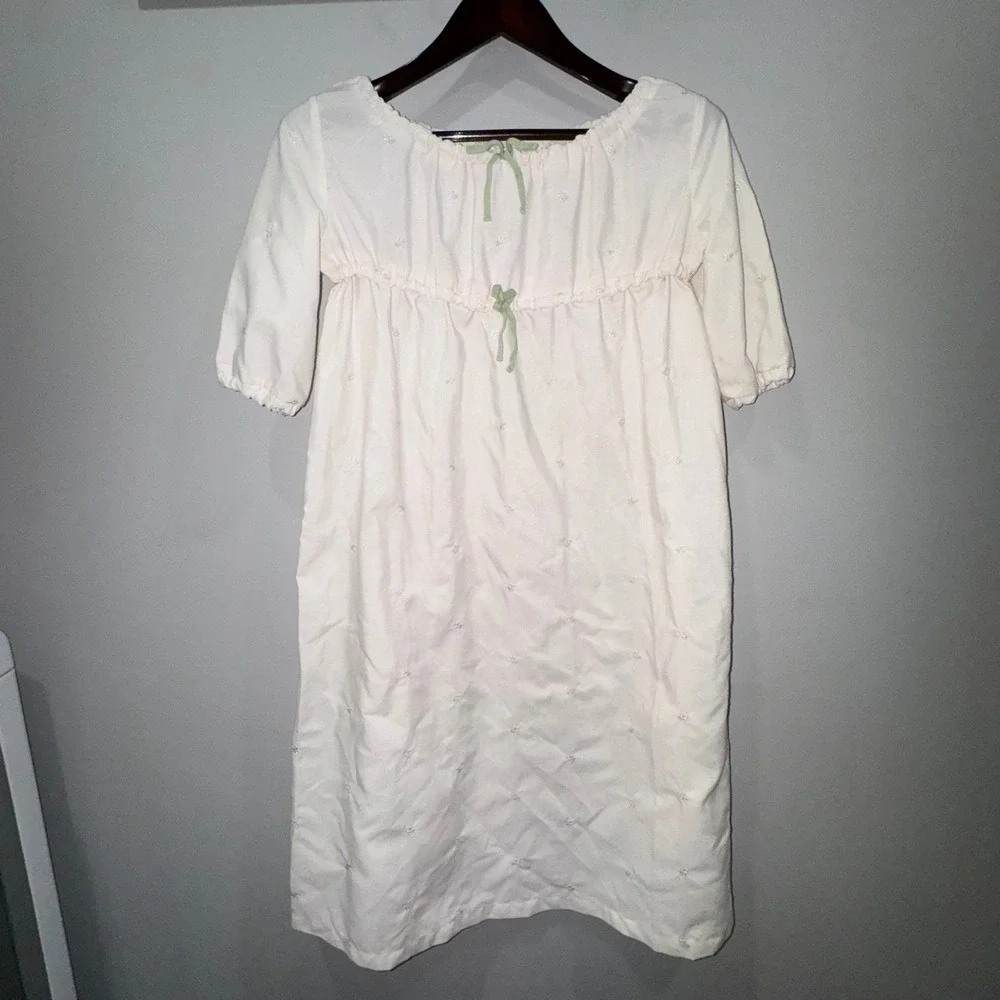 American Girl‎ Marie-Grace Nightgown Girls M Cream Historical Retired 2014